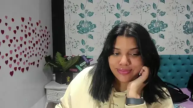 LindaBreeS online show from 01.27.25