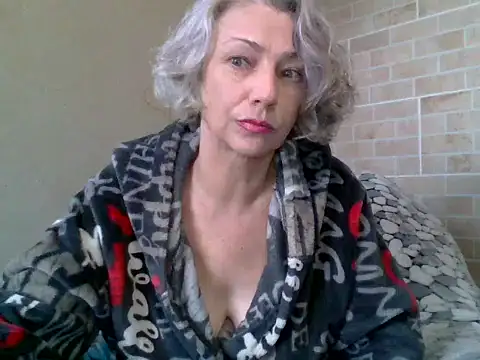 Lorie Carrie online show from 10.14.25
