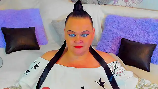 MilanaBiegert online show from 02.13.25