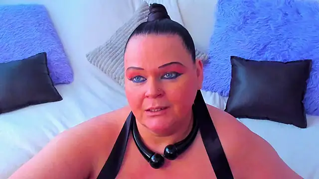 MilanaBiegert online show from 03.02.25