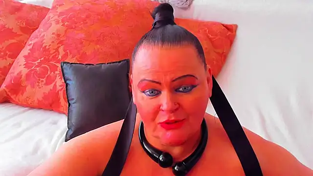 MilanaBiegert online show from 03.21.25