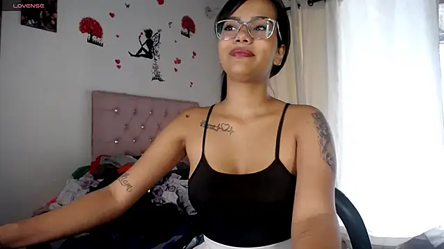 Snapshot of Kloy__sech- chatting on 02.25.25 Kloy sech- online show from 02.25.25