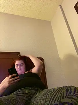 lolabun247 online show from 01.31.25