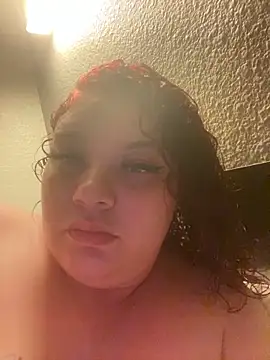 lolabun247 online show from 02.16.25