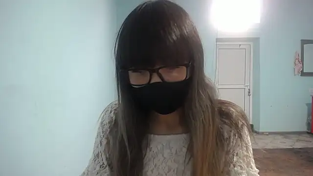 elllaaxx online show from 11.10.25