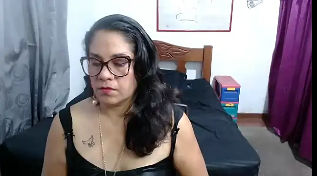 Mistresskloe01 online show from 02.07.25