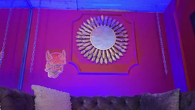 Julieta Russell online show from 02.03.26