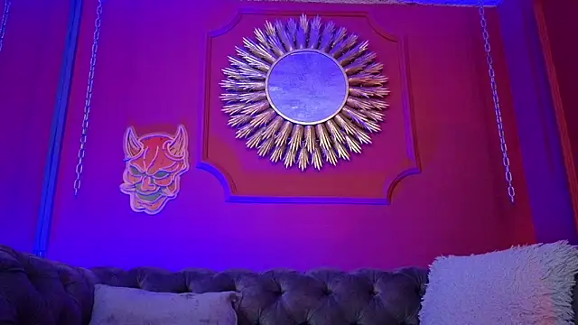 Julieta Russell online show from 02.16.26