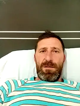 Snapshot of BZHsex chatting on 03.07.25 BZHsex online show from 03.07.25