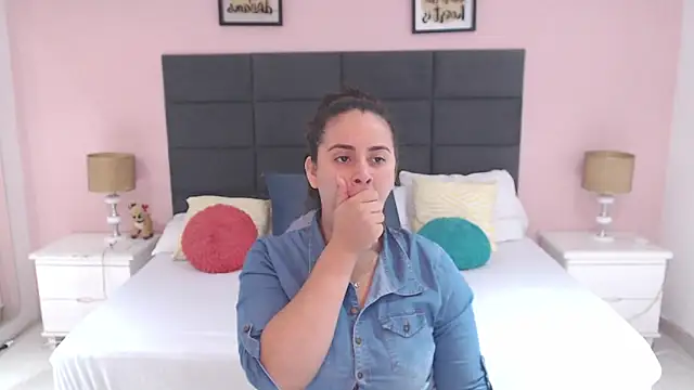 MadisonJenner online show from 01.16.25