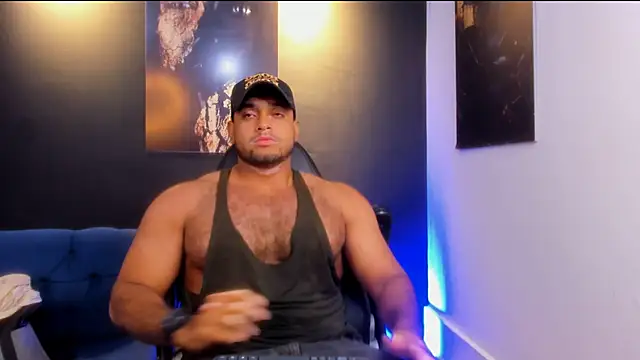 Big furry bear13 online show from 11.23.25