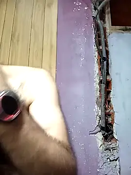 Pela1984 online show from 09.13.25