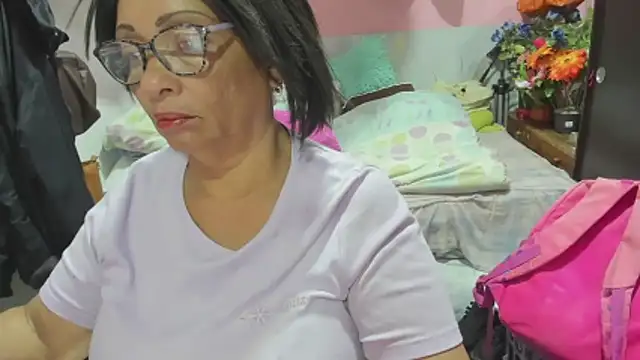 Mrs mommy  online show from 06.02.26