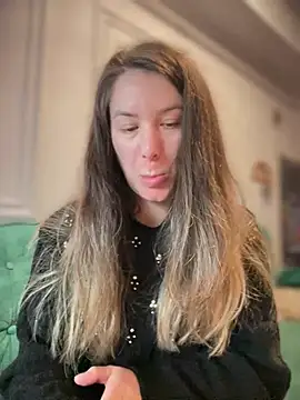 HotXMom online show from 02.26.26