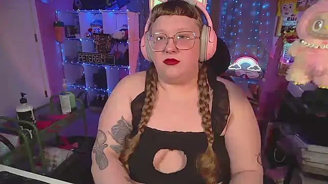 FatVeronica online show from 03.15.26