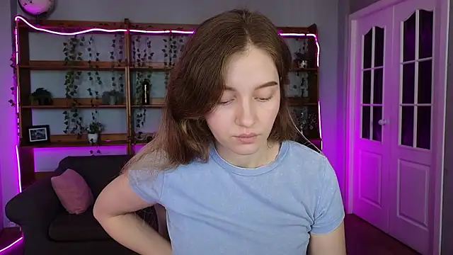 Snapshot of Ksuhesa chatting on 02.15.26 Ksuhesa online show from 02.15.26