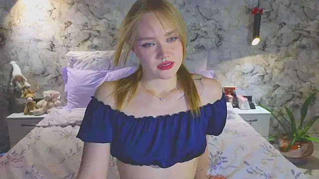 Aurora Golden1 online show from 01.12.26