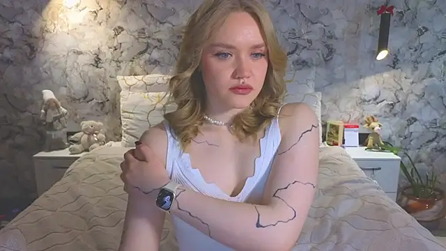 Aurora Golden1 online show from 04.24.26