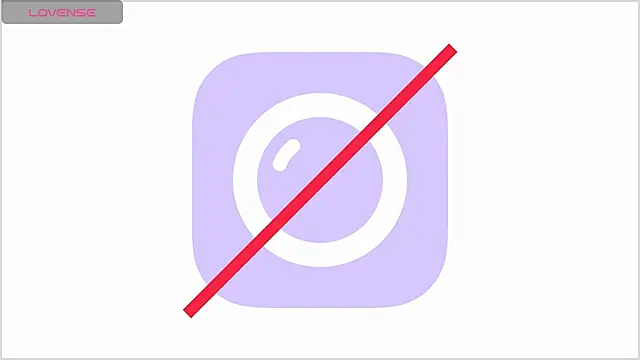 Snapshot of AlisaBacker chatting on 12.17.25 AlisaBacker online show from 12.17.25