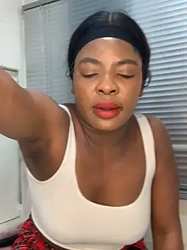 Ass-Queen online show from 10.13.25