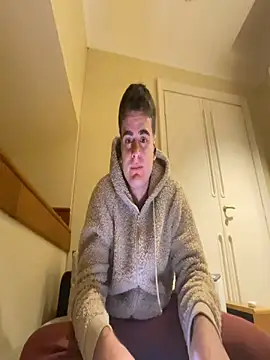 Snapshot of cubalibre02 chatting on 11.26.25 cubalibre02 online show from 11.26.25