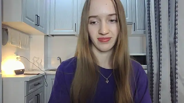 leslie my lovee online show from 10.02.25