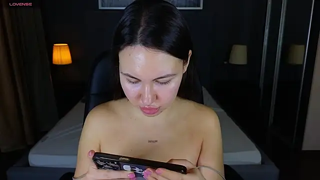 Snapshot of GIGI_BENNET chatting on 12.14.24 GIGI BENNET online show from 12.14.24