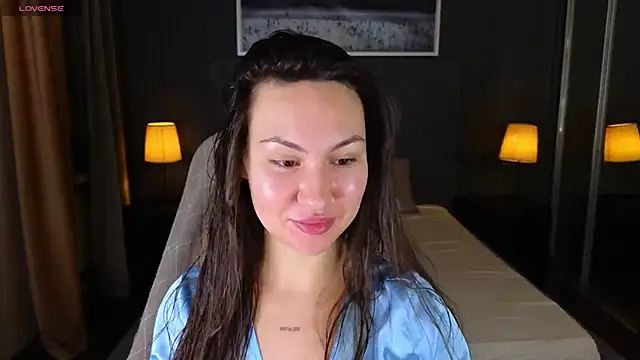 Snapshot of GIGI_BENNET chatting on 01.07.25 GIGI BENNET online show from 01.07.25