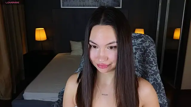 Snapshot of GIGI_BENNET chatting on 01.30.25 GIGI BENNET online show from 01.30.25