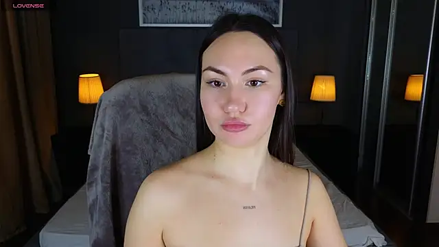 Snapshot of GIGI_BENNET chatting on 01.31.25 GIGI BENNET online show from 01.31.25