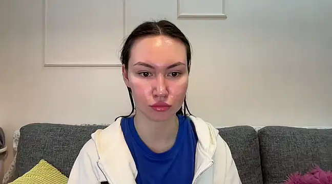 Snapshot of GIGI_BENNET chatting on 03.18.25 GIGI BENNET online show from 03.18.25