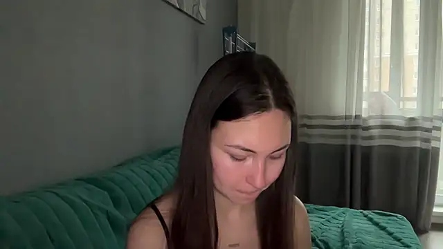 Snapshot of GIGI_BENNET chatting on 09.19.25 GIGI BENNET online show from 09.19.25