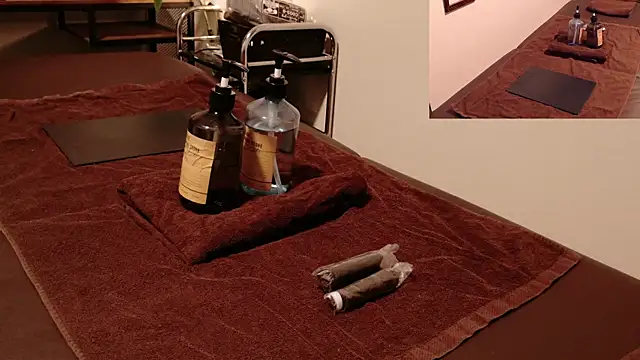 Snapshot of Hanabi-hentai chatting on 03.11.25 Hanabi-hentai online show from 03.11.25