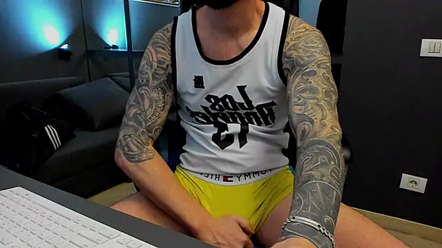 AronGrant online show from 02.08.26