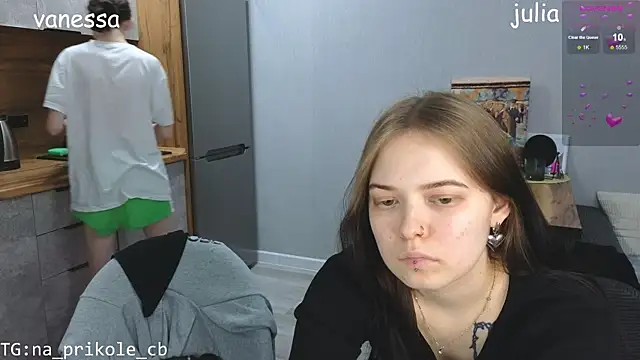 doll lol  online show from 12.22.24