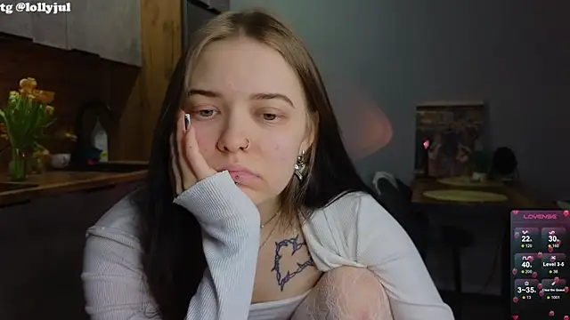 doll lol  online show from 03.14.25