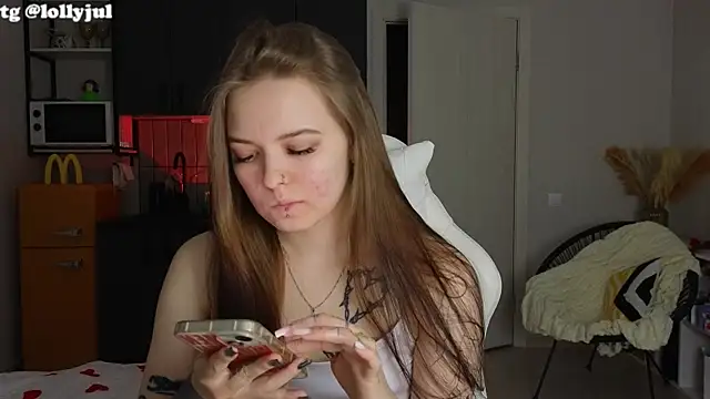 doll lol  online show from 10.09.25