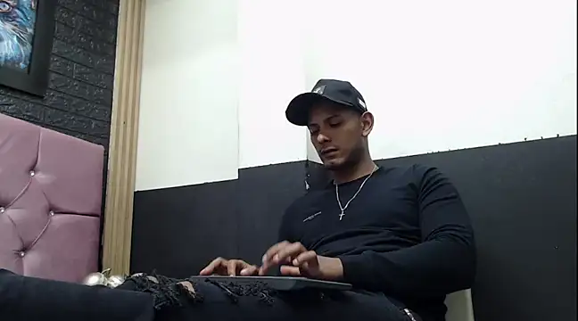 Chris Dick23 online show from 01.22.25