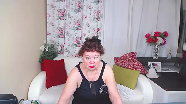YourHotGranny online show from 03.06.25