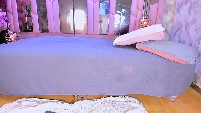 Snapshot of AlinaSweett chatting on 02.23.26 AlinaSweett online show from 02.23.26