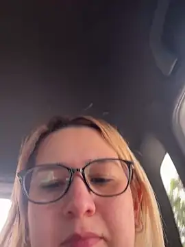 amooraaamoon online show from 02.04.25