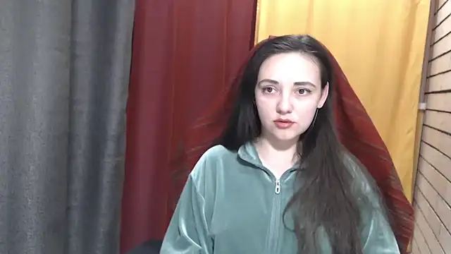 Snapshot of StacyMind chatting on 04.15.26 StacyMind online show from 04.15.26