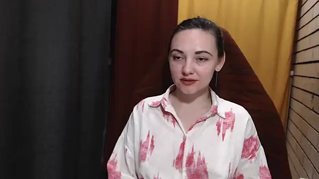 Snapshot of StacyMind chatting on 04.16.26 StacyMind online show from 04.16.26