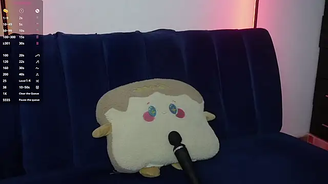 abby  make online show from 10.17.25