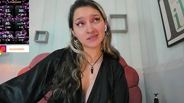 Snapshot of Laurent_elis chatting on 03.09.25 Laurent elis online show from 03.09.25