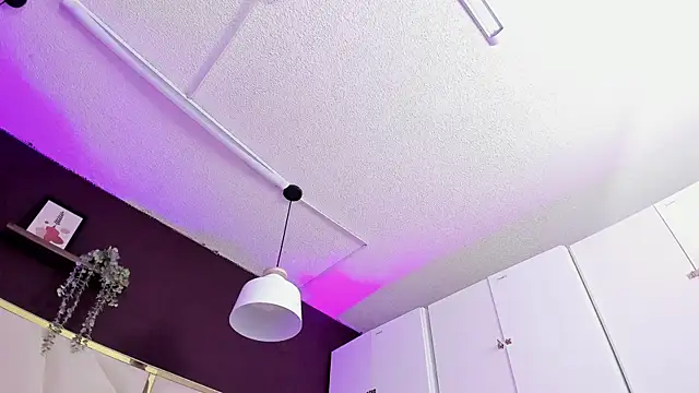 Snapshot of April_bowie chatting on 02.23.26 April bowie online show from 02.23.26