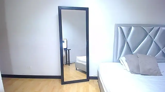 exotic karmella online show from 03.12.25