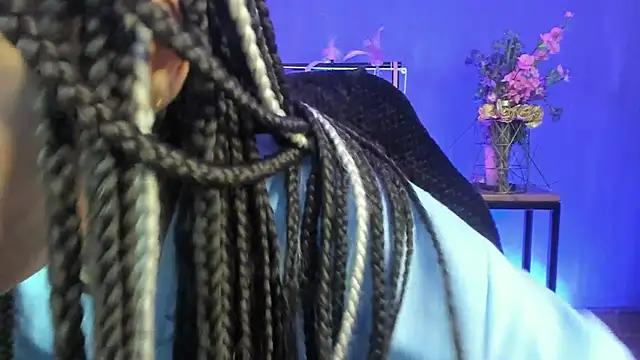 Snapshot of Hellen_dumont chatting on 02.22.25 Hellen dumont online show from 02.22.25