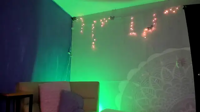 Snapshot of Hellen_dumont chatting on 02.28.25 Hellen dumont online show from 02.28.25