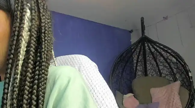 Snapshot of Hellen_dumont chatting on 03.15.25 Hellen dumont online show from 03.15.25